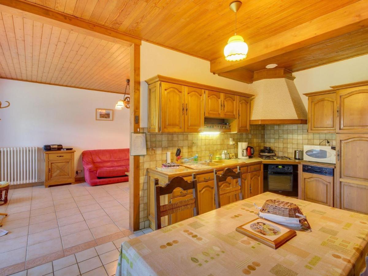 Beautiful Villa In The Parc Des Volcans D Auvergne Vic-sur-Cère Zewnętrze zdjęcie