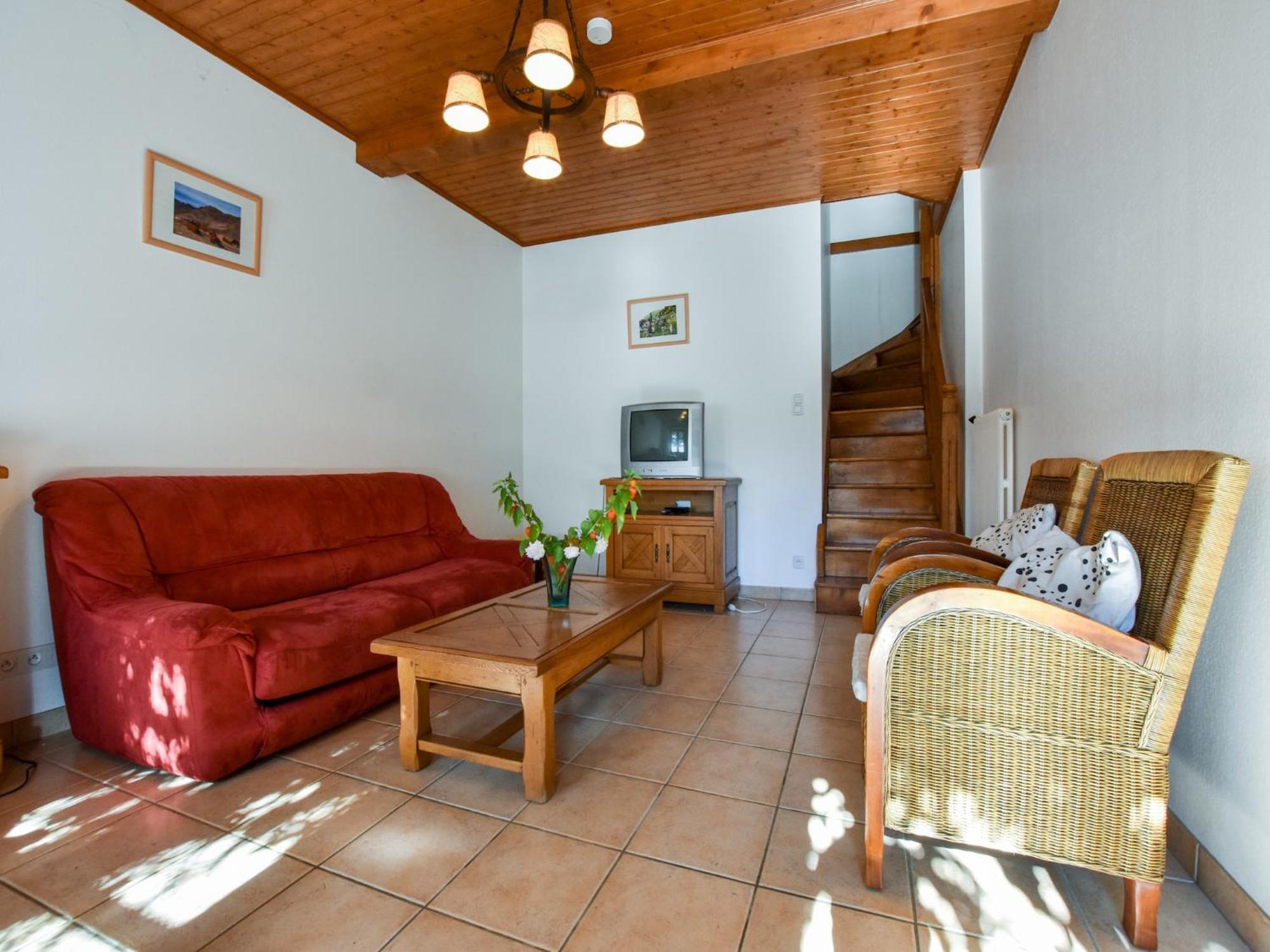Beautiful Villa In The Parc Des Volcans D Auvergne Vic-sur-Cère Zewnętrze zdjęcie